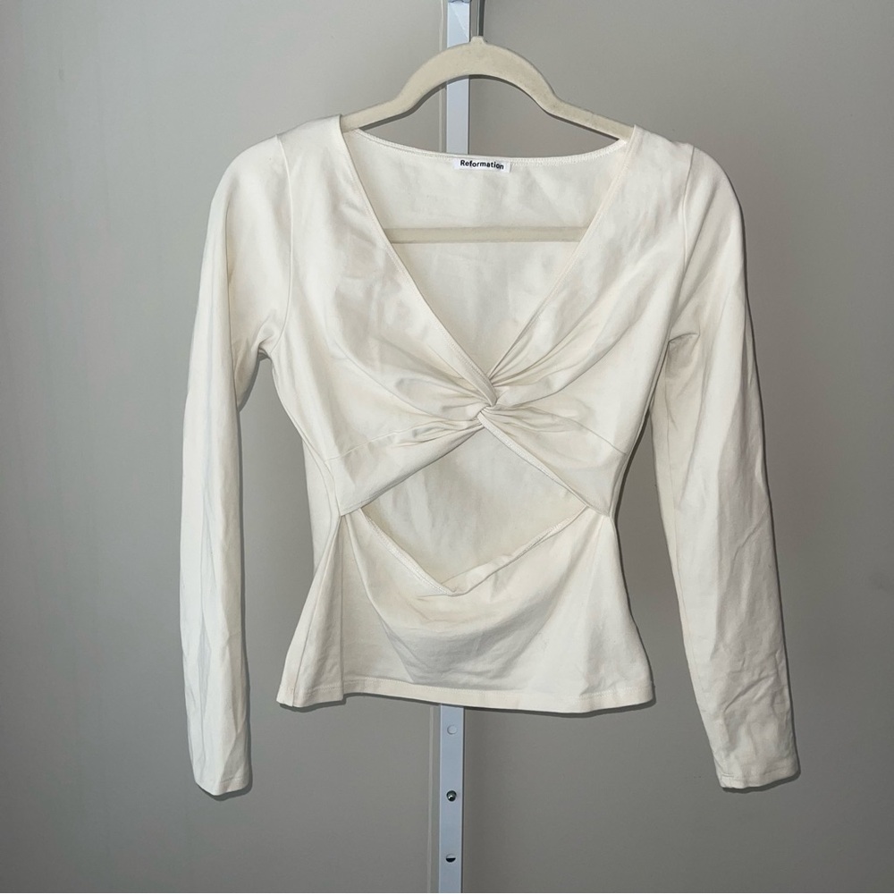 Reformation Long Sleeve Twist Front Cutout Top – Cream, Size M